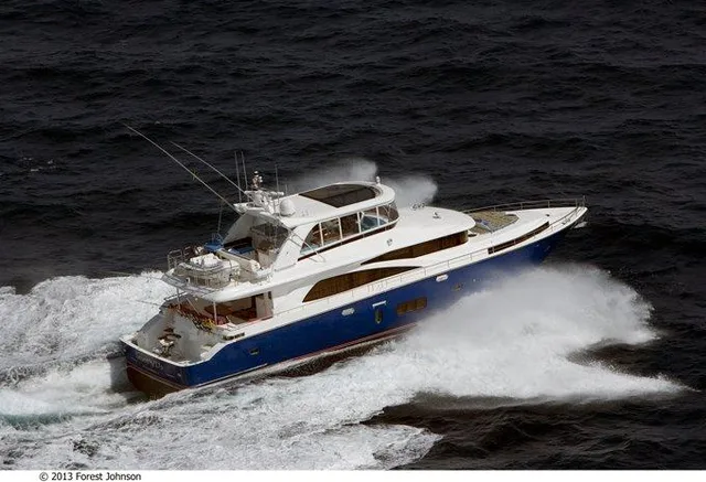 JOHNSON 80' FLYBRIDGE M/Y