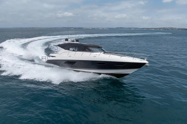 RIVIERA 6000