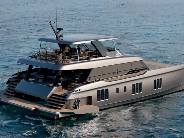 Sunreef yacht