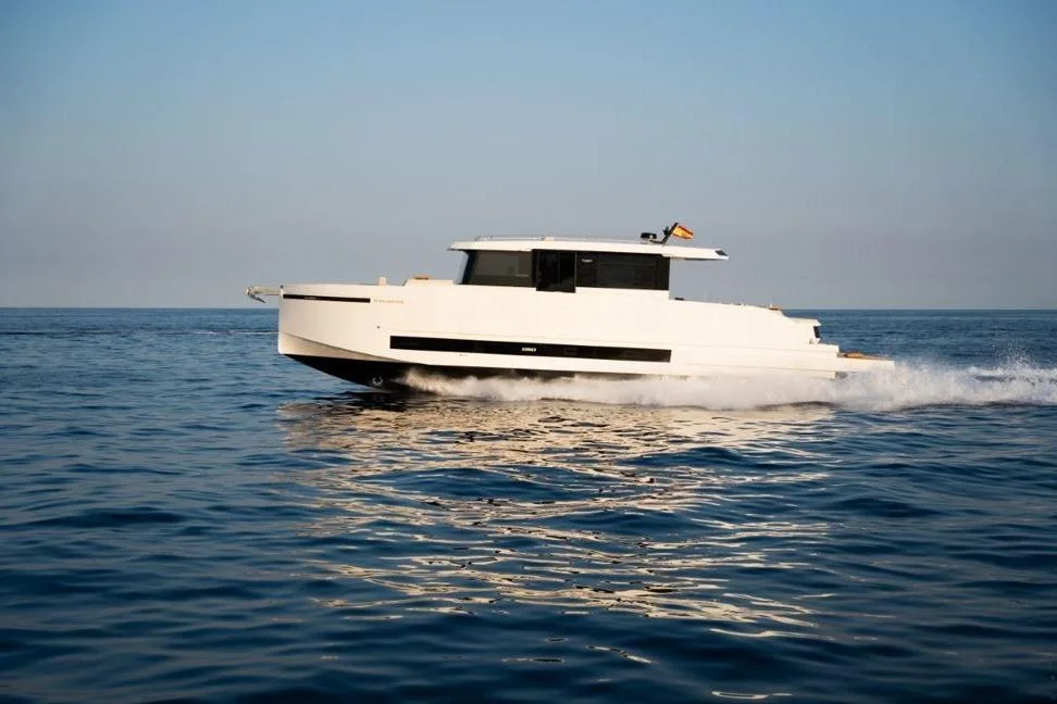 DISPONIBLE AHORA - Image 1