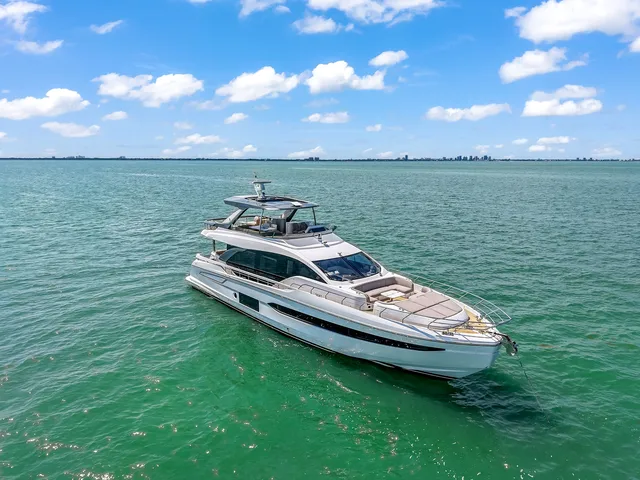 IRIS BELLA — Azimut