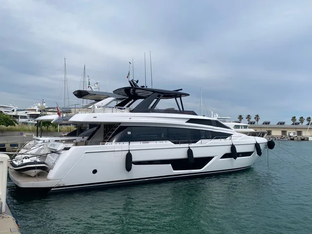 KAYRA 1 — Ferretti Yachts