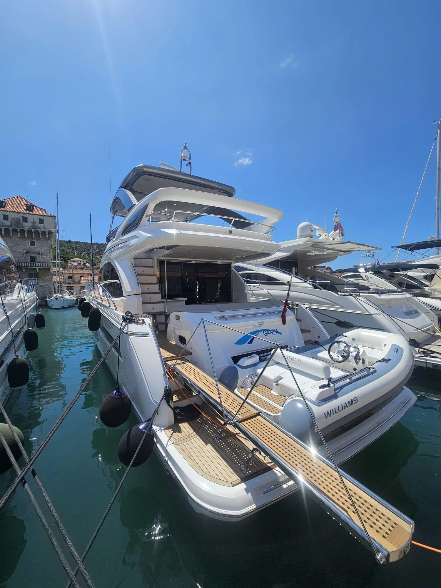 PRINCESS F62 - Image 1