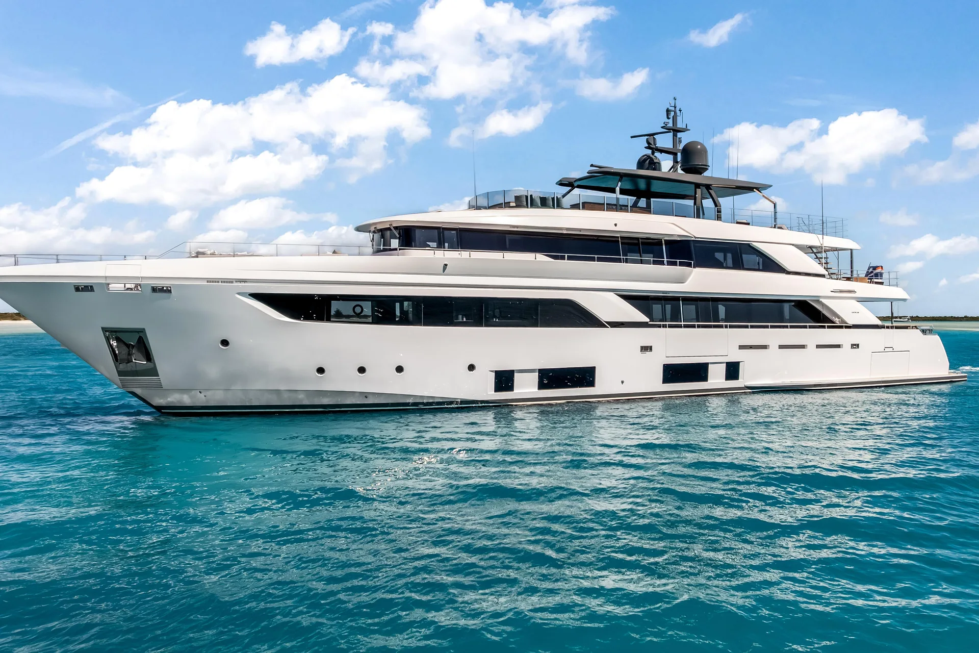 NAVETTA - Image 1