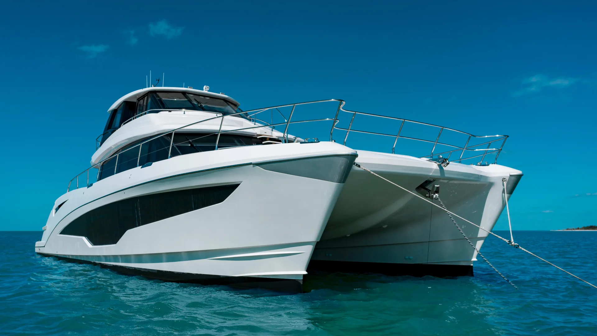 AQUILA 70 - Image 1