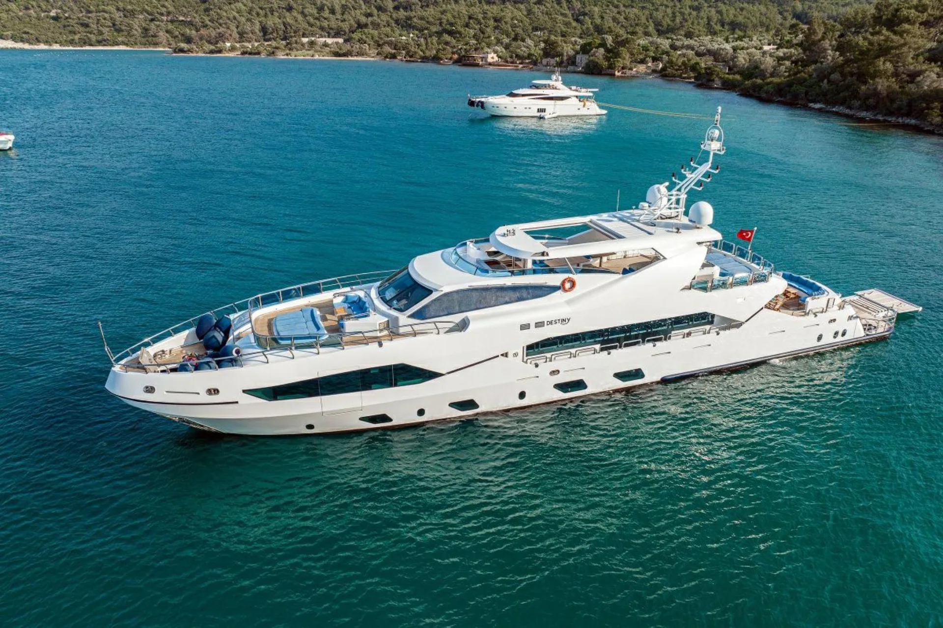 MISS TOR YACHT CUSTOM 139 - Image 1