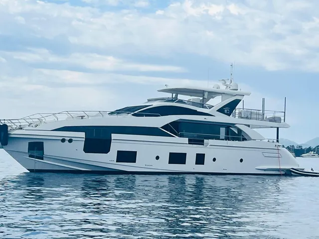 NIRVANA BY THE SEA — Azimut