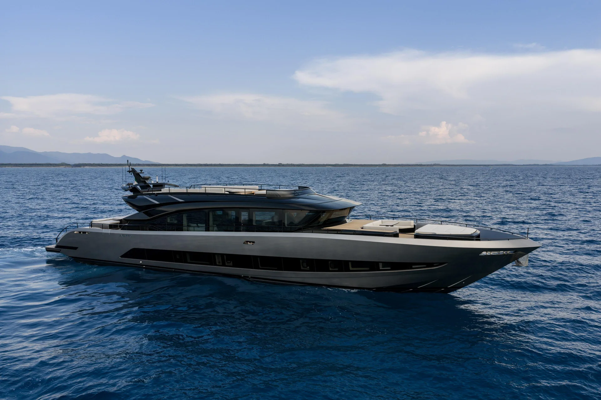 AB YACHTS 110 - Image 1