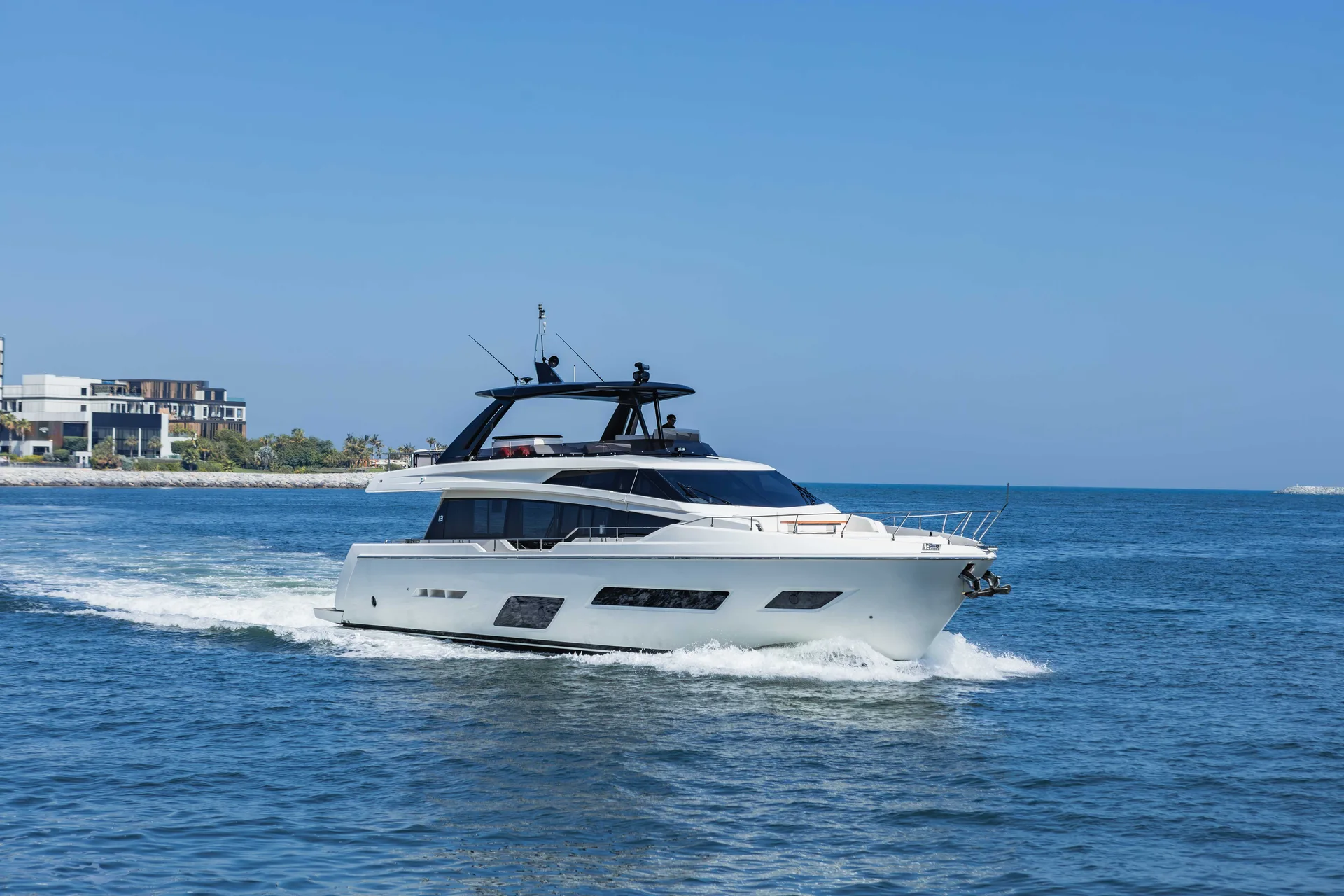 BELLA III - Image 1