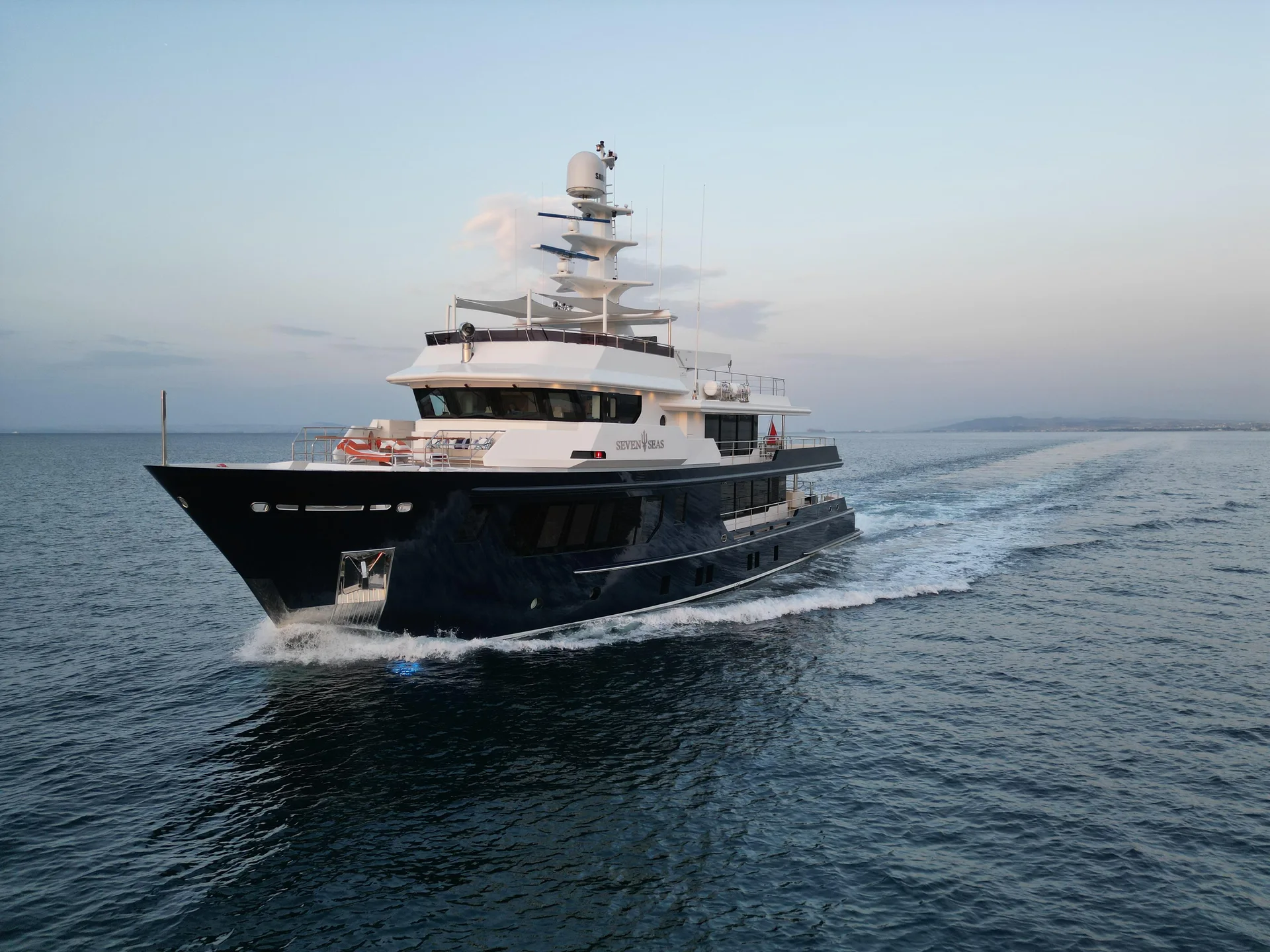 SEVEN SEAS - Image 1