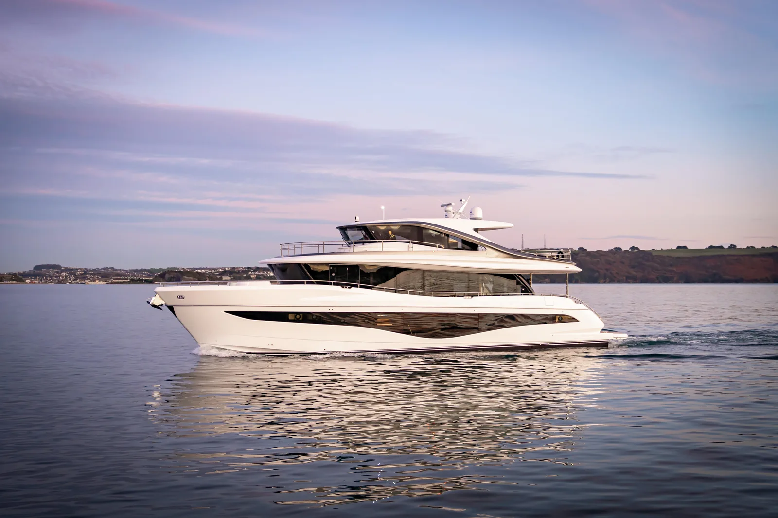 PRINCESS X80 - Image 1