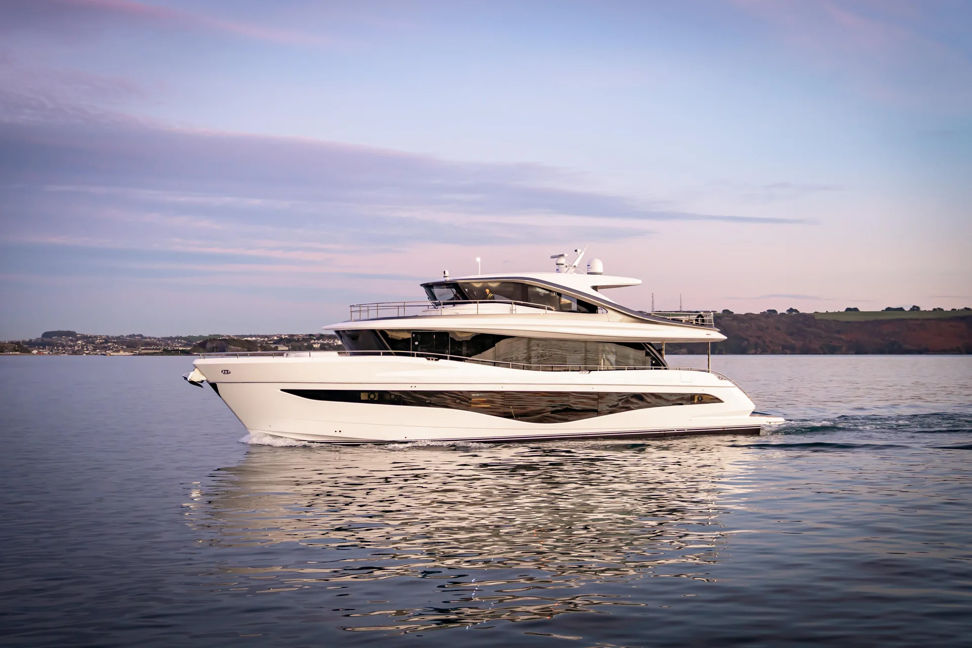 PRINCESS X80 - Image 1
