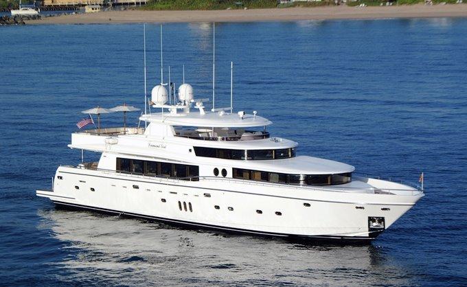 JOHNSON 110 FLYBRIDGE M/Y - Image 1