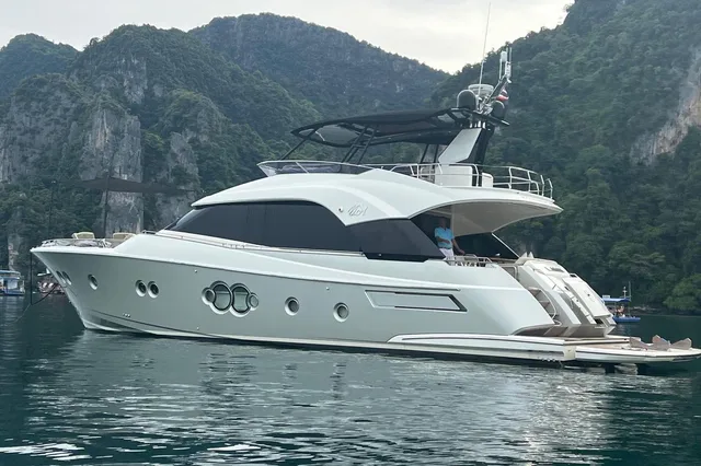 MONTE CARLO YACHTS MCY 70
