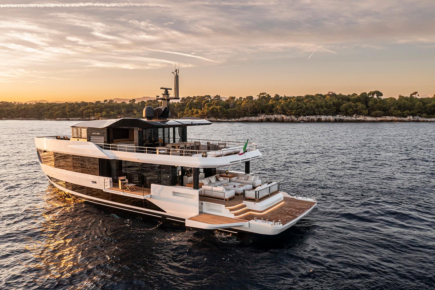 ARCADIA YACHTS A96NEW - Image 1