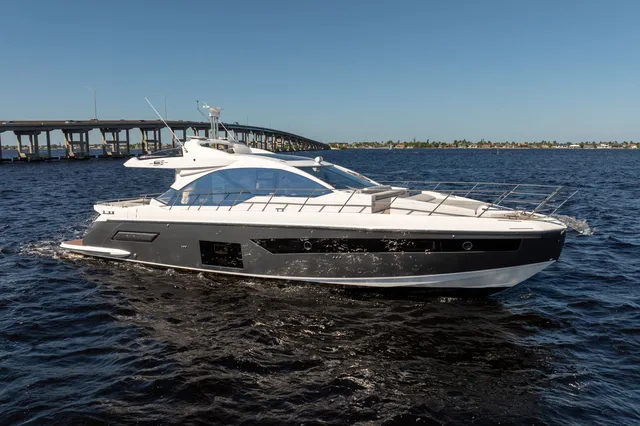 2025 AZIMUT S6