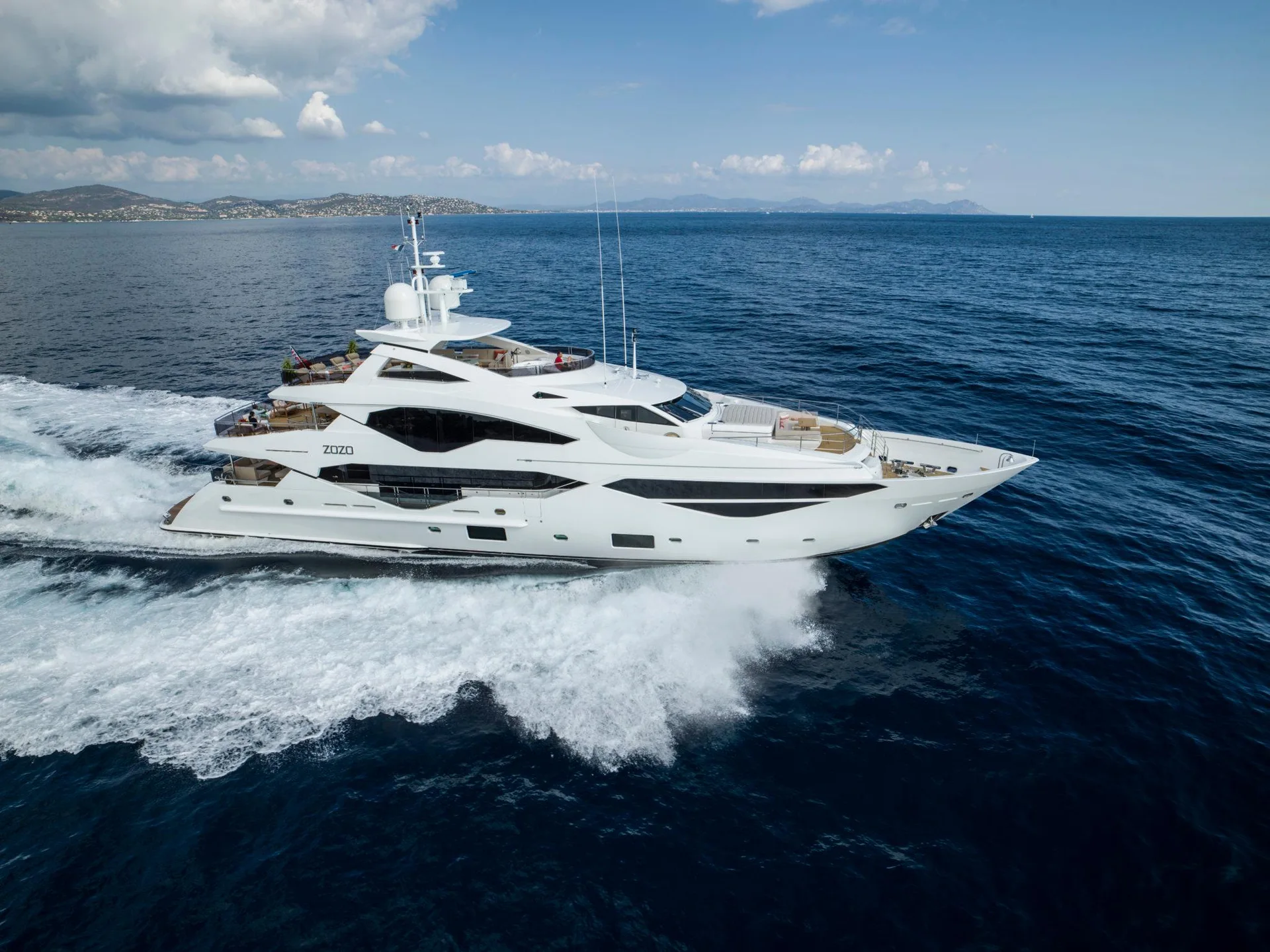 SUNSEEKER 131 - Image 1