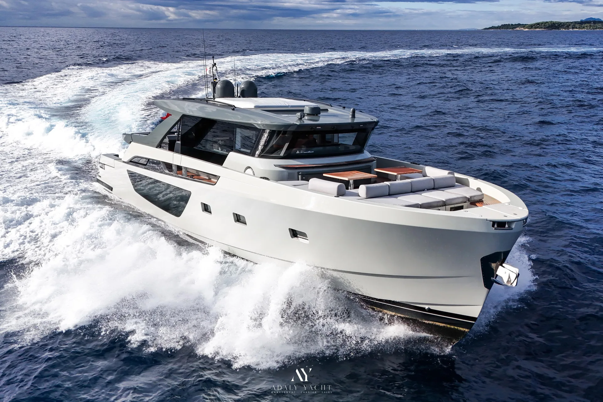 BLUEGAME BGX70 - Image 1