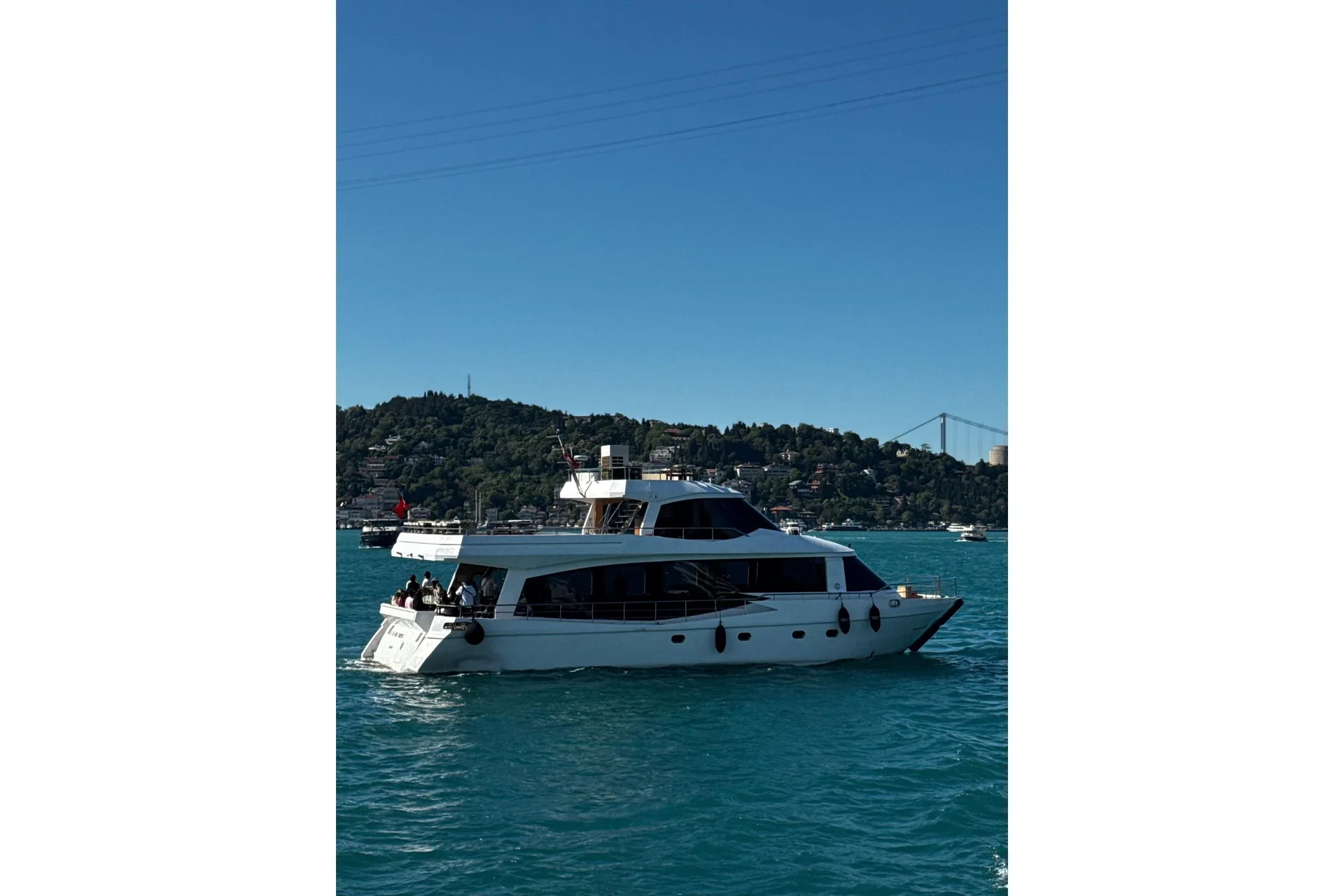 CUSTOM-CRAFT RESTAURANT AND EXCURSION VESSEL - Image 1