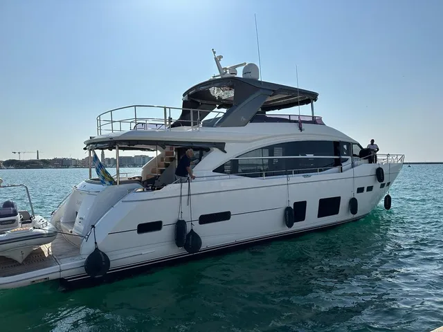 PRINCESS 75 MOTOR YACHT