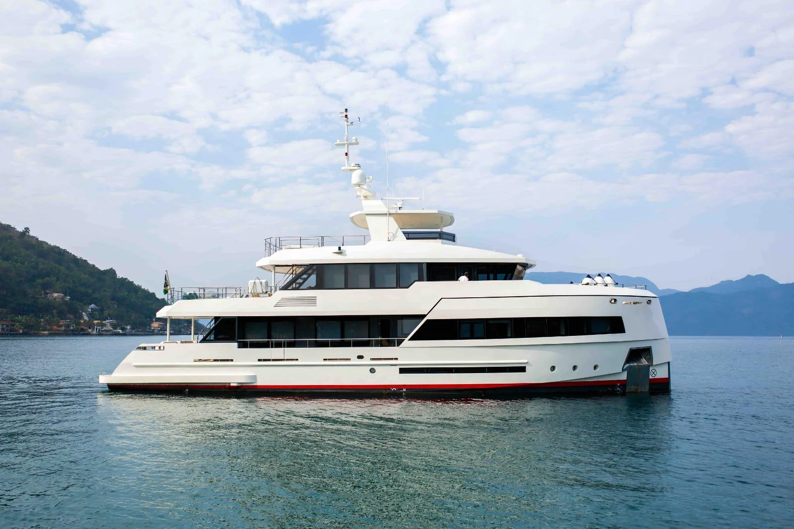 INACE EXPLORA 90 - Image 1