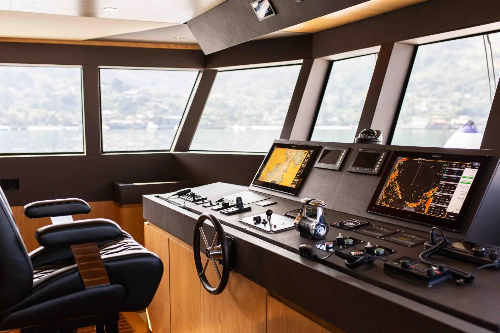 INACE EXPLORA 90 - Image 3
