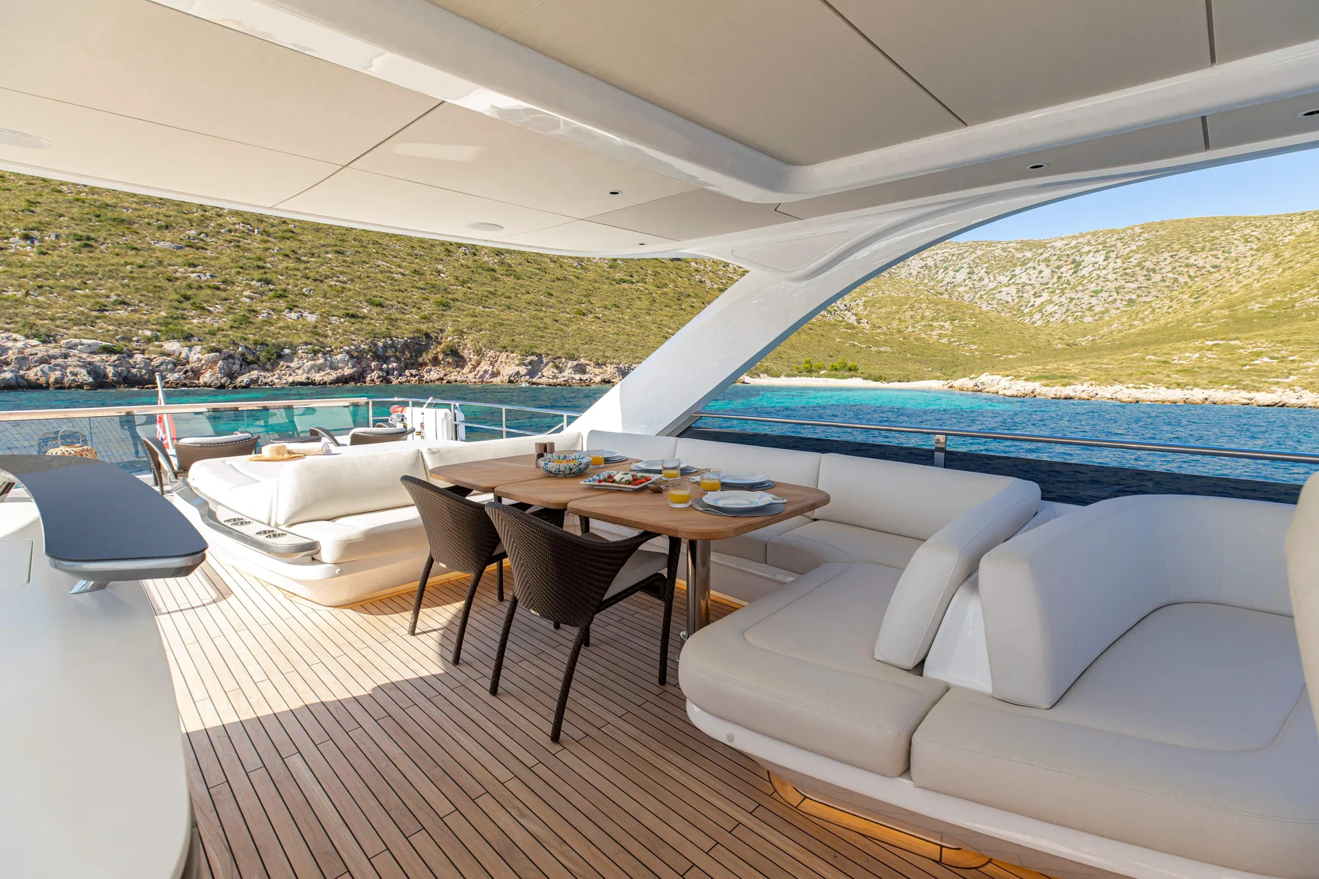 PRINCESS Y80 - Image 3