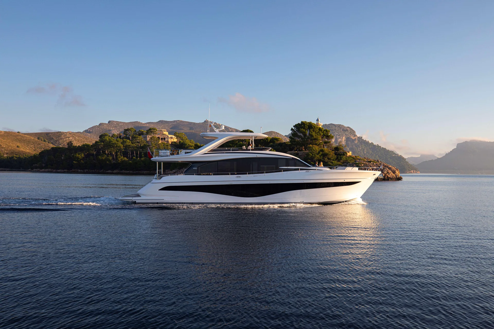 PRINCESS Y80 - Image 1