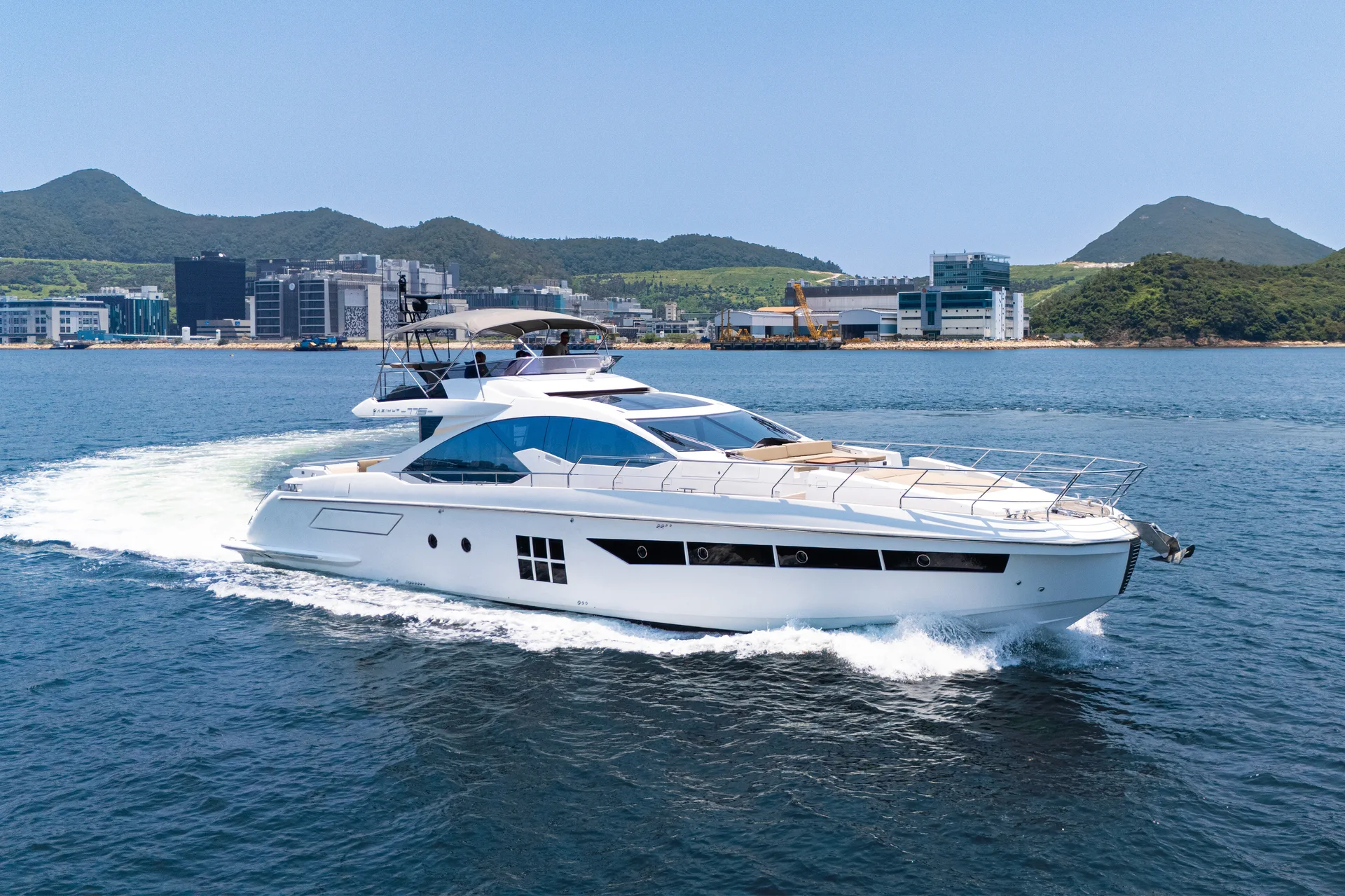 2019 AZIMUT 77S - Image 1