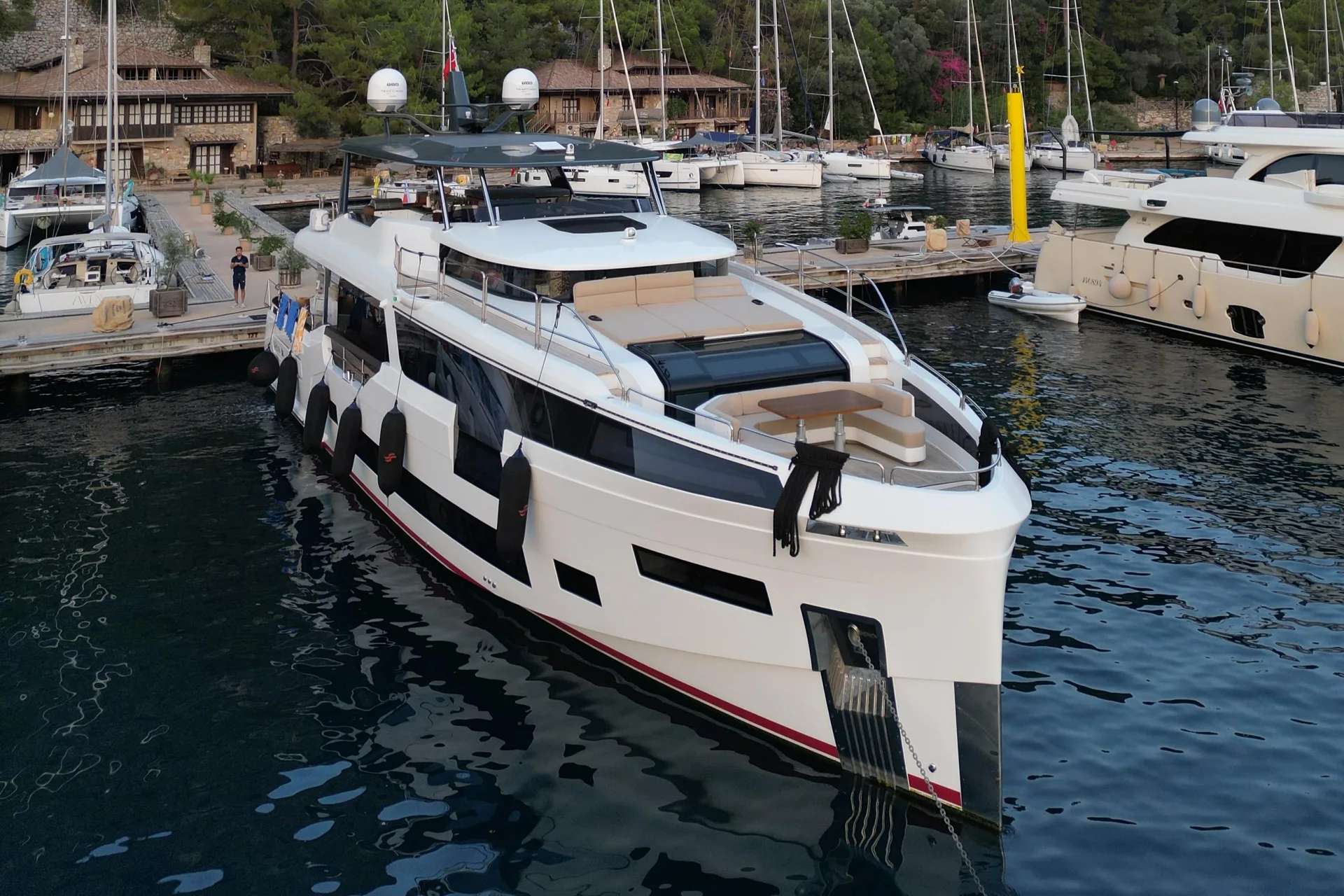 HELIOPHILIA - Image 1