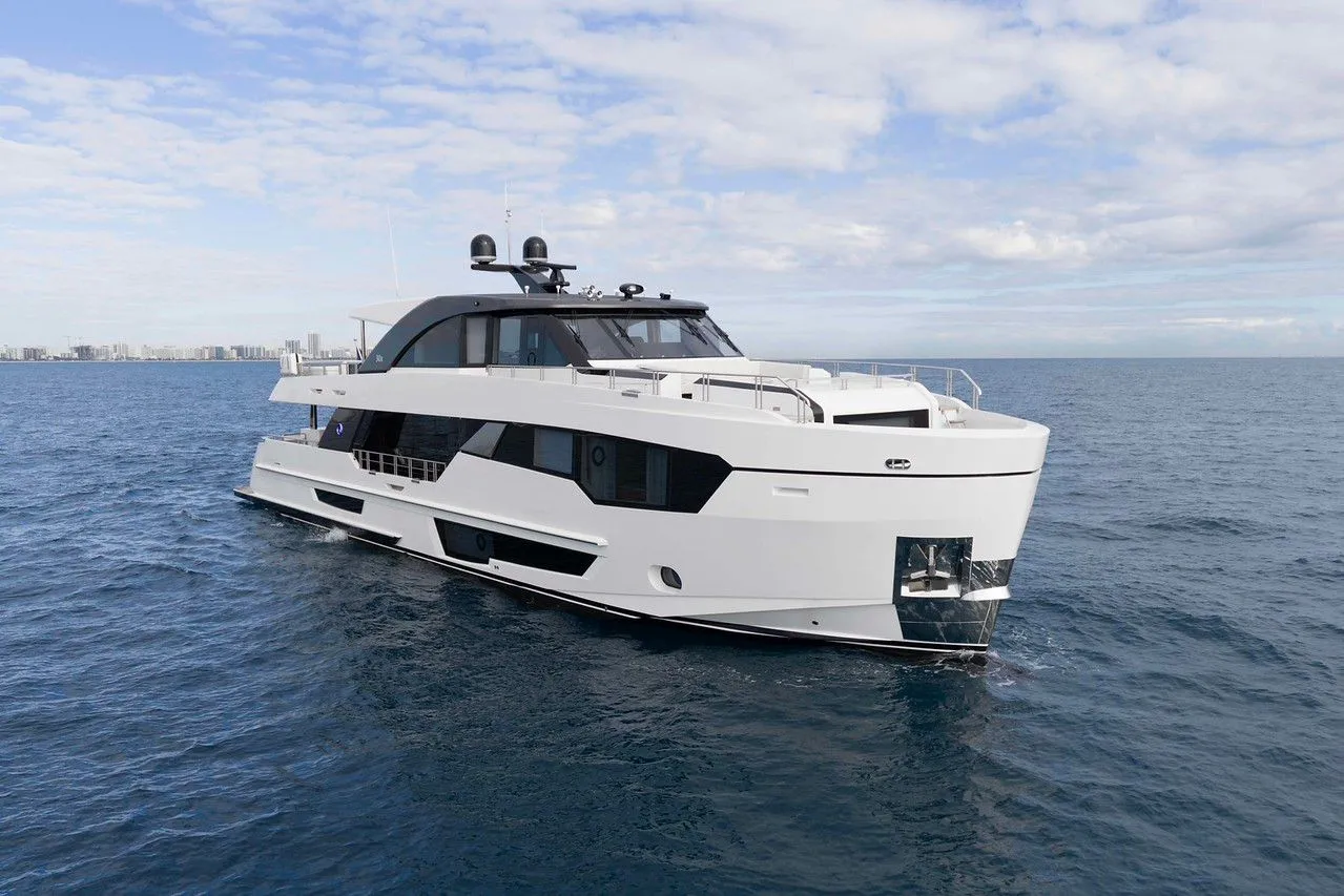 2026 OCEAN ALEXANDER 30R - Image 3
