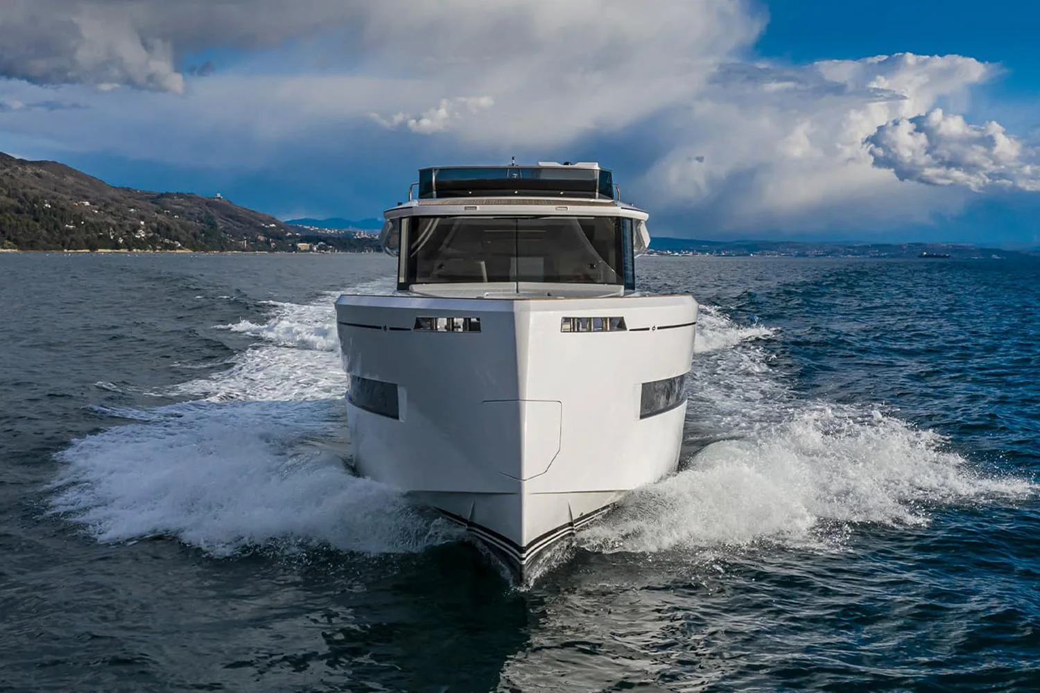 PARDO YACHTS E72 - Image 1