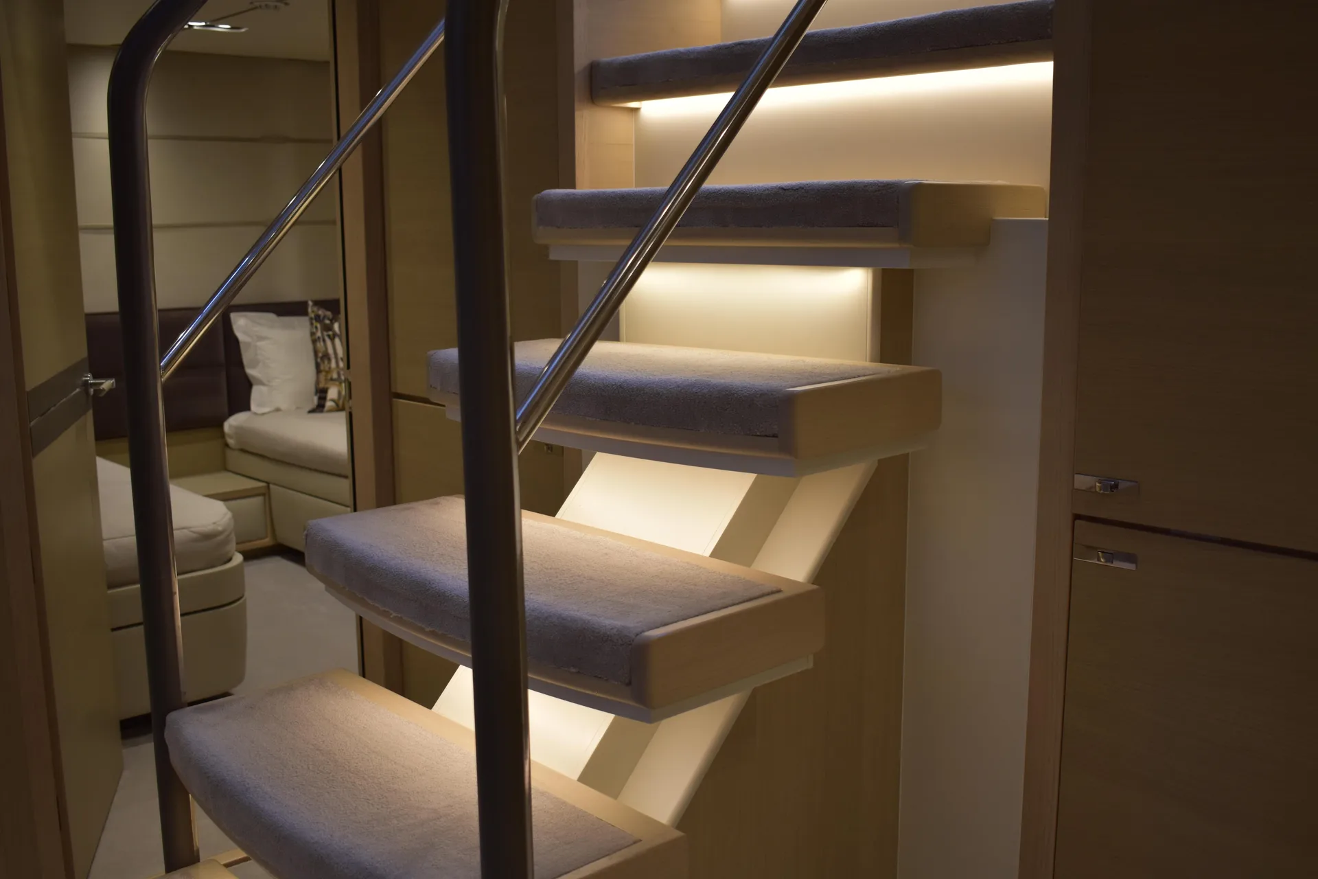 PRINCESS 30M - Image 3