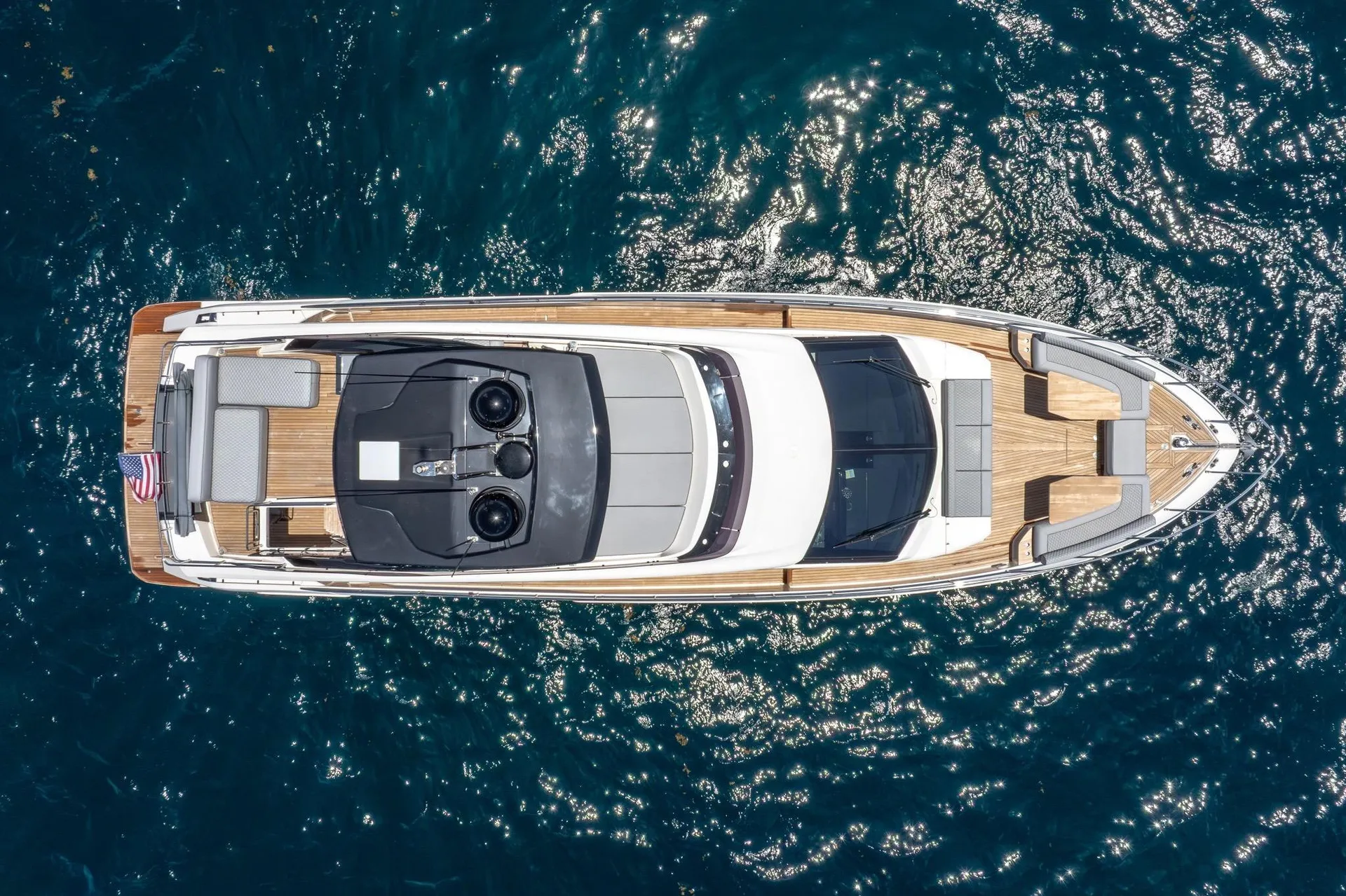 FERRETTI YACHTS 670 - Image 3