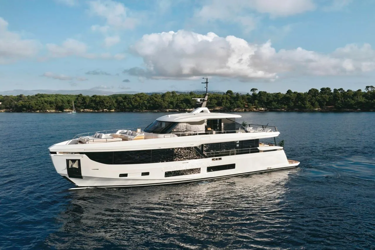 AZIMUT GRANDE 30METRI - Image 3