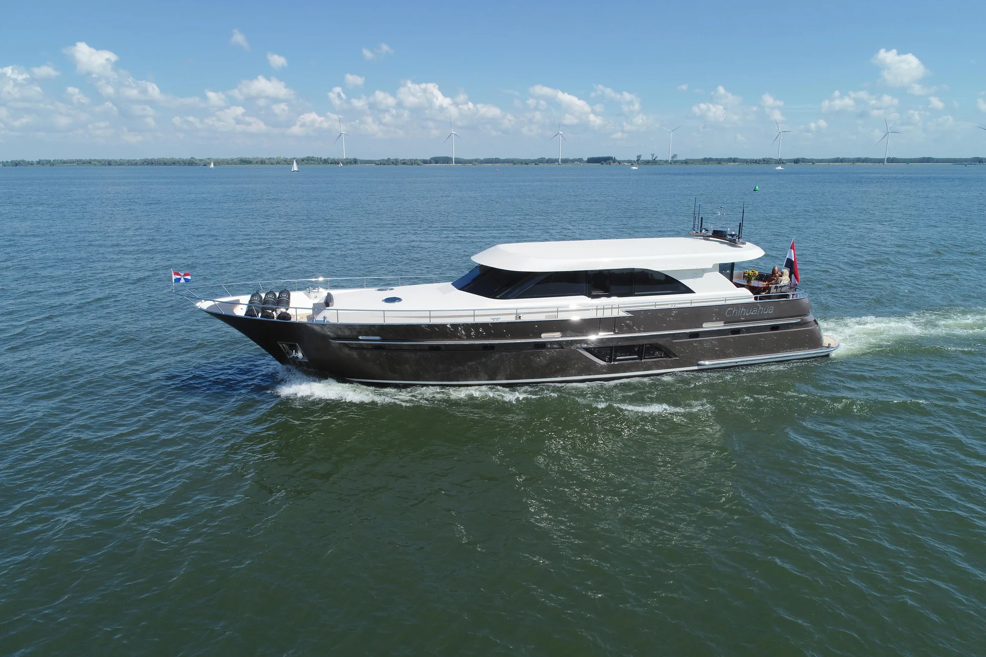 VAN DEN HOVEN EXECUTIVE 2100 - Image 1