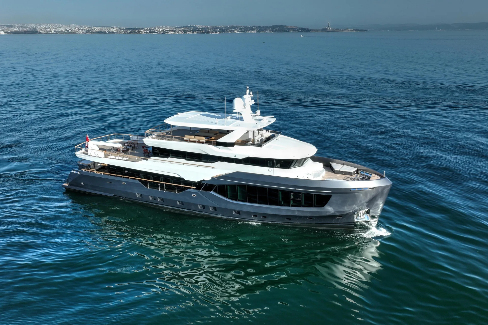 M/Y ONE ZERO - Image 1