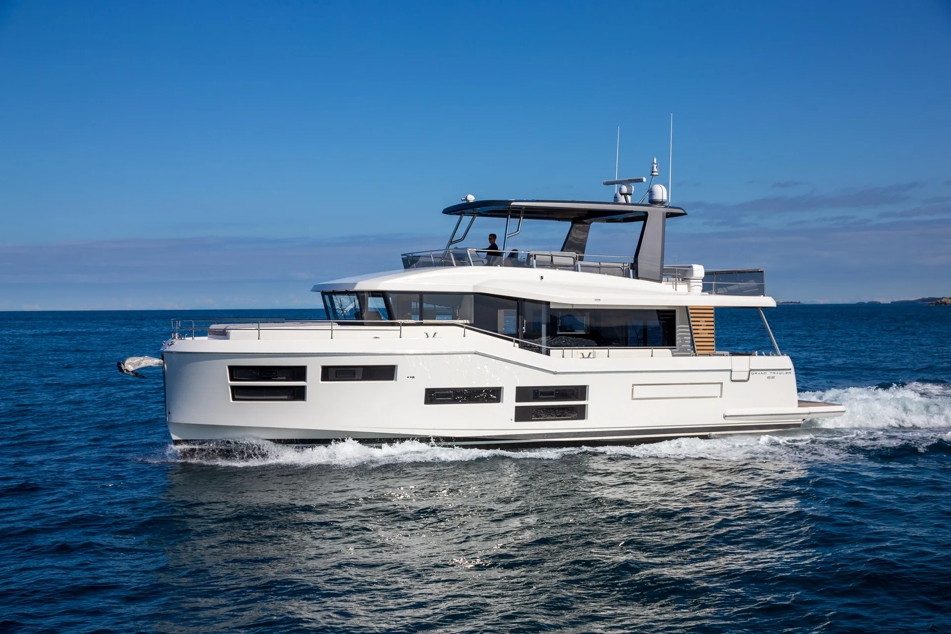 BENETEAU GRAND TRAWLER 62 - Image 1