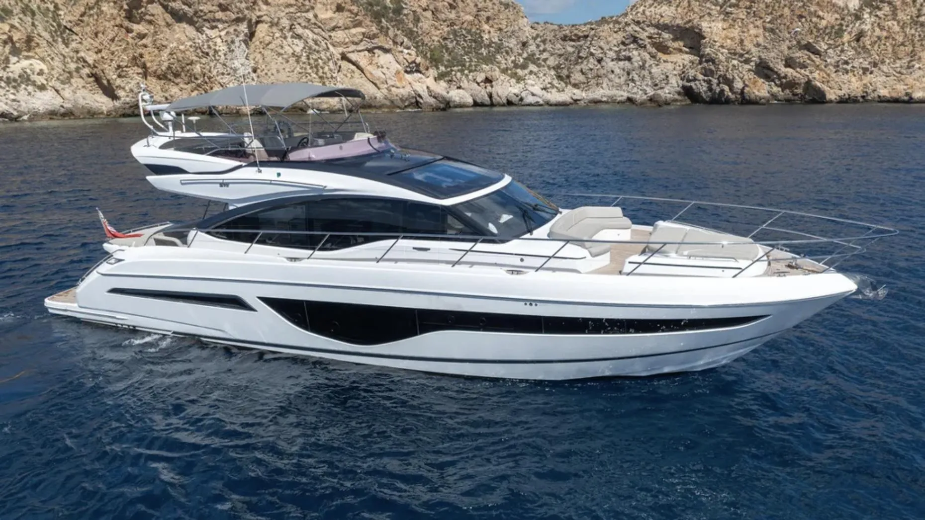 PRINCESS S66 - Image 3
