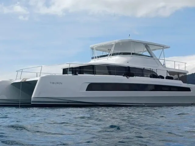 Pro Boat Yachts CAT 62 FD — Pro Boat Yachts