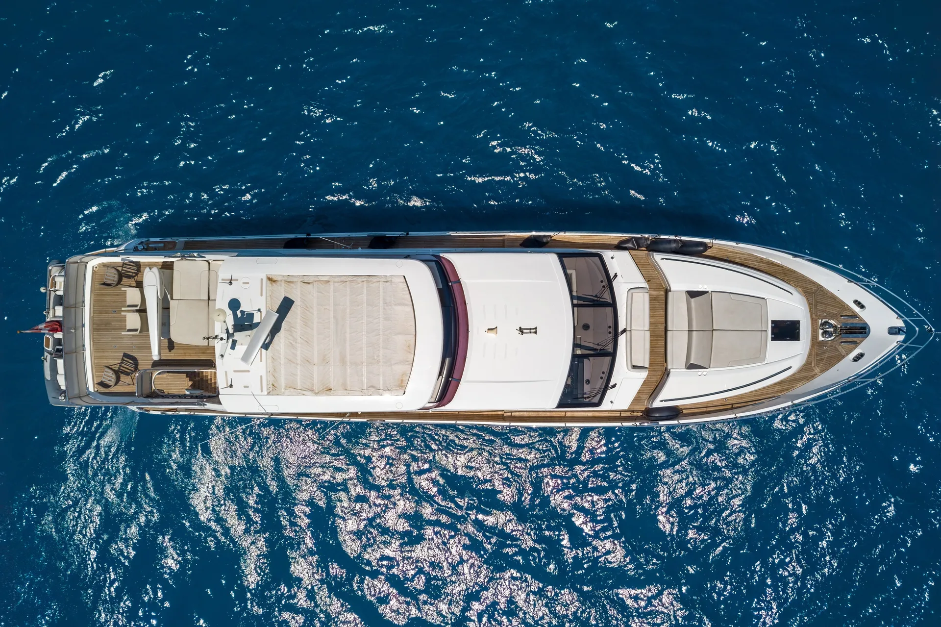 PRINCESS 82 - Image 3