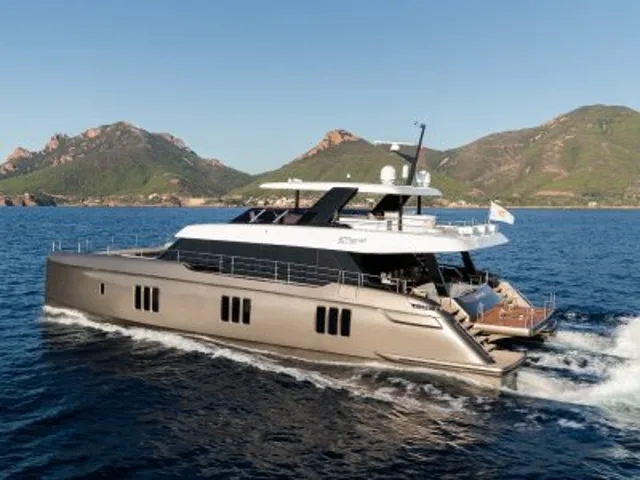 Sunreef Yachts 80 Power Catamaran — Sunreef Yachts