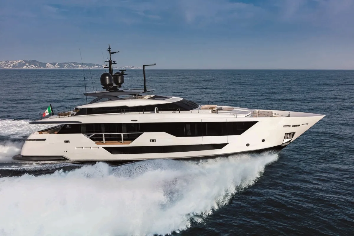 CUSTOM LINE 106 - Image 3