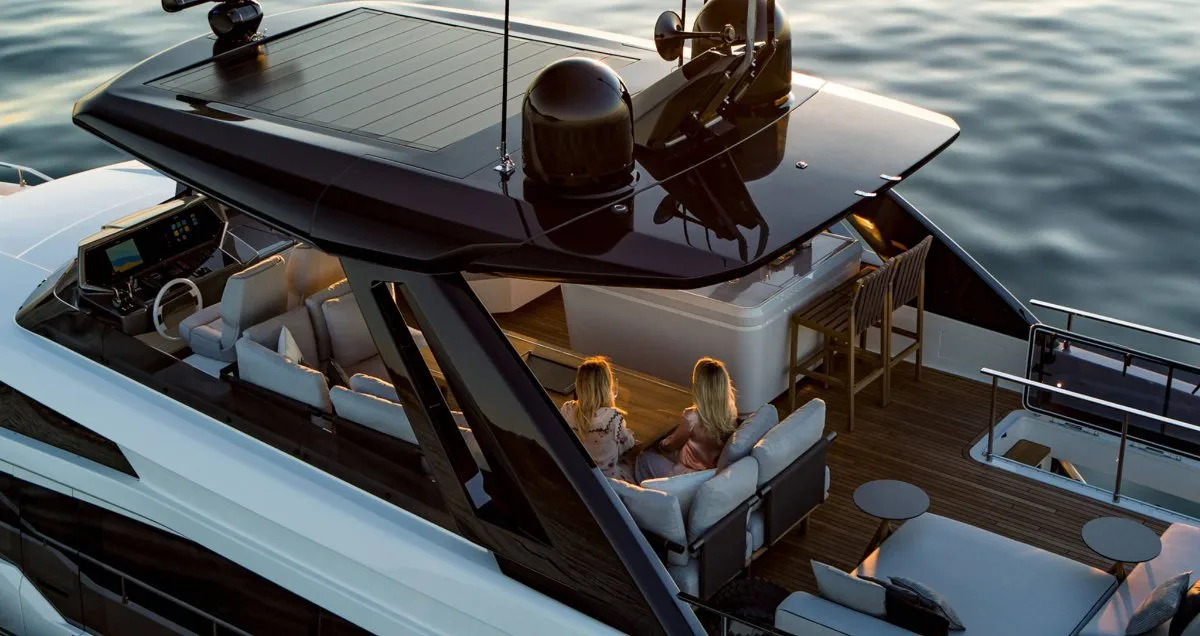 FERRETTI 780 - Image 3