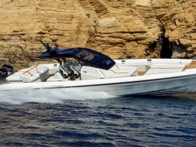 TECHNOHULL ALPHA 50 - Image 1