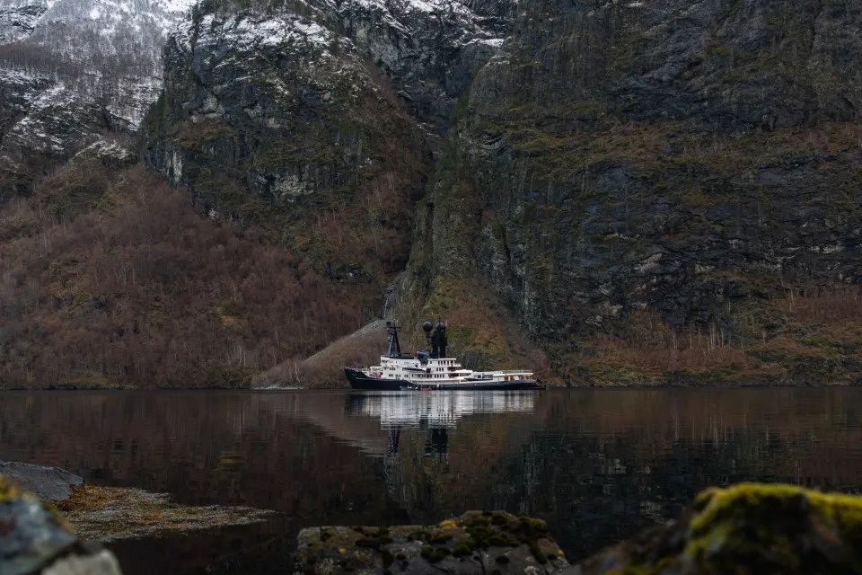 ARCTIC, photos 2