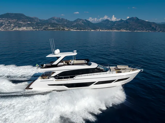 Ferretti 670 — Ferretti Yachts