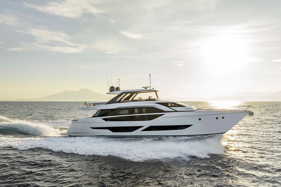 FERRETTI 860 - Image 1