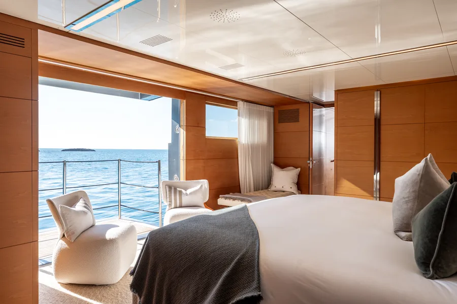 4A, photos 5