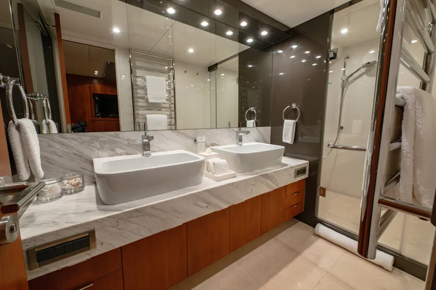THE CLUBHOUSE, photos 6